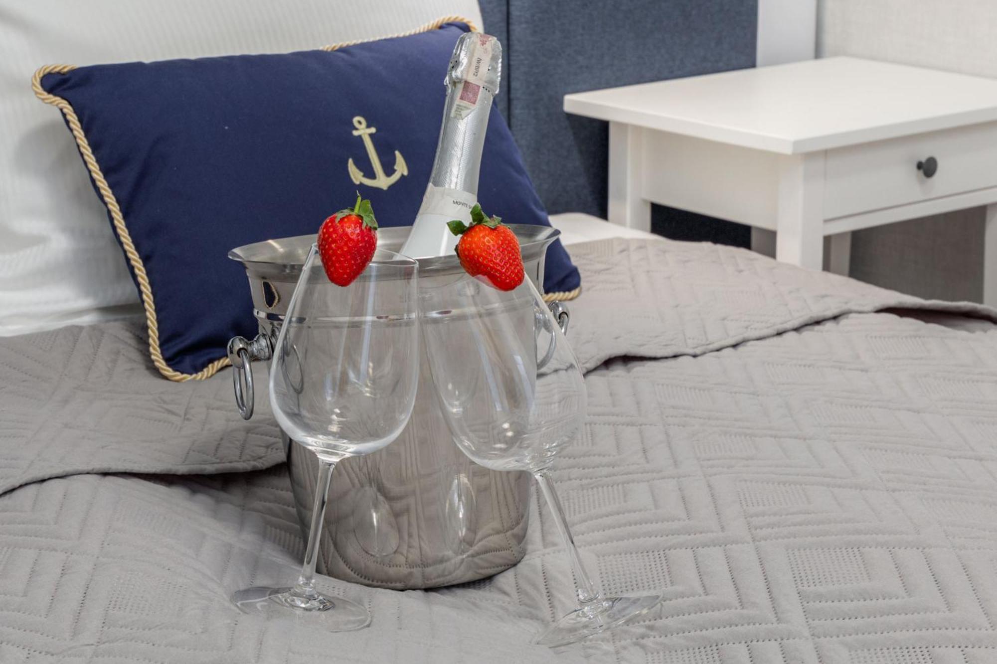Pobierowo Beach Baltic Apartments By Noclegi Renters Bagian luar foto